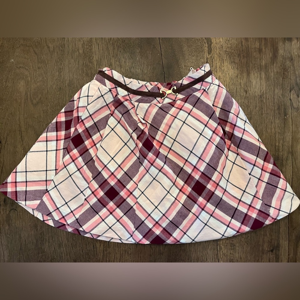 Janie and Jack plaid skirt size 7. Adjustable waist tabs.